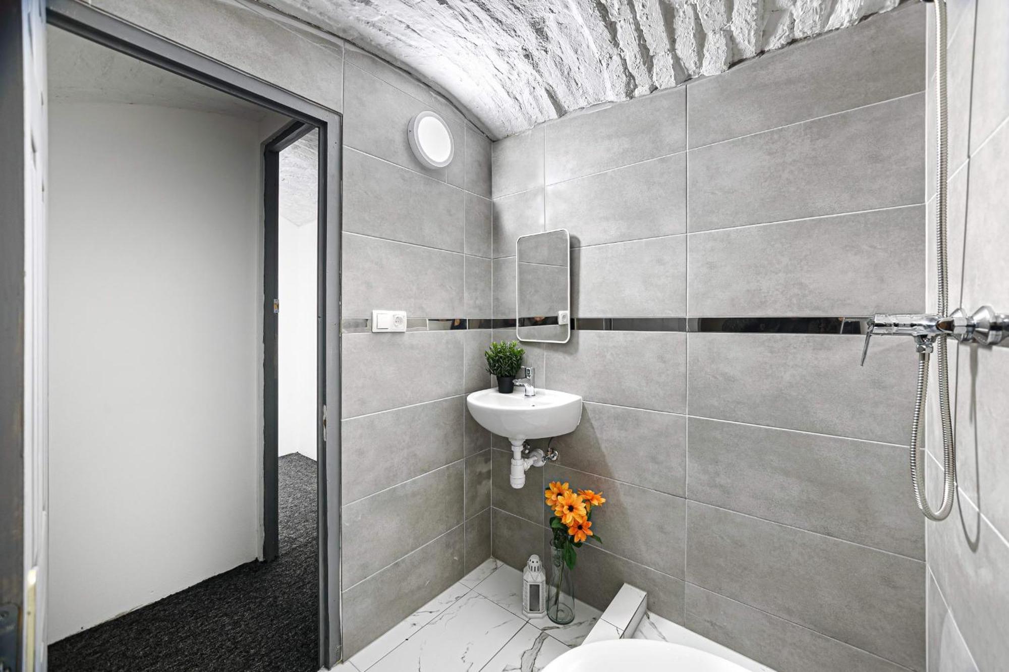Muranyi 50 City Rooms Budapeste Exterior foto